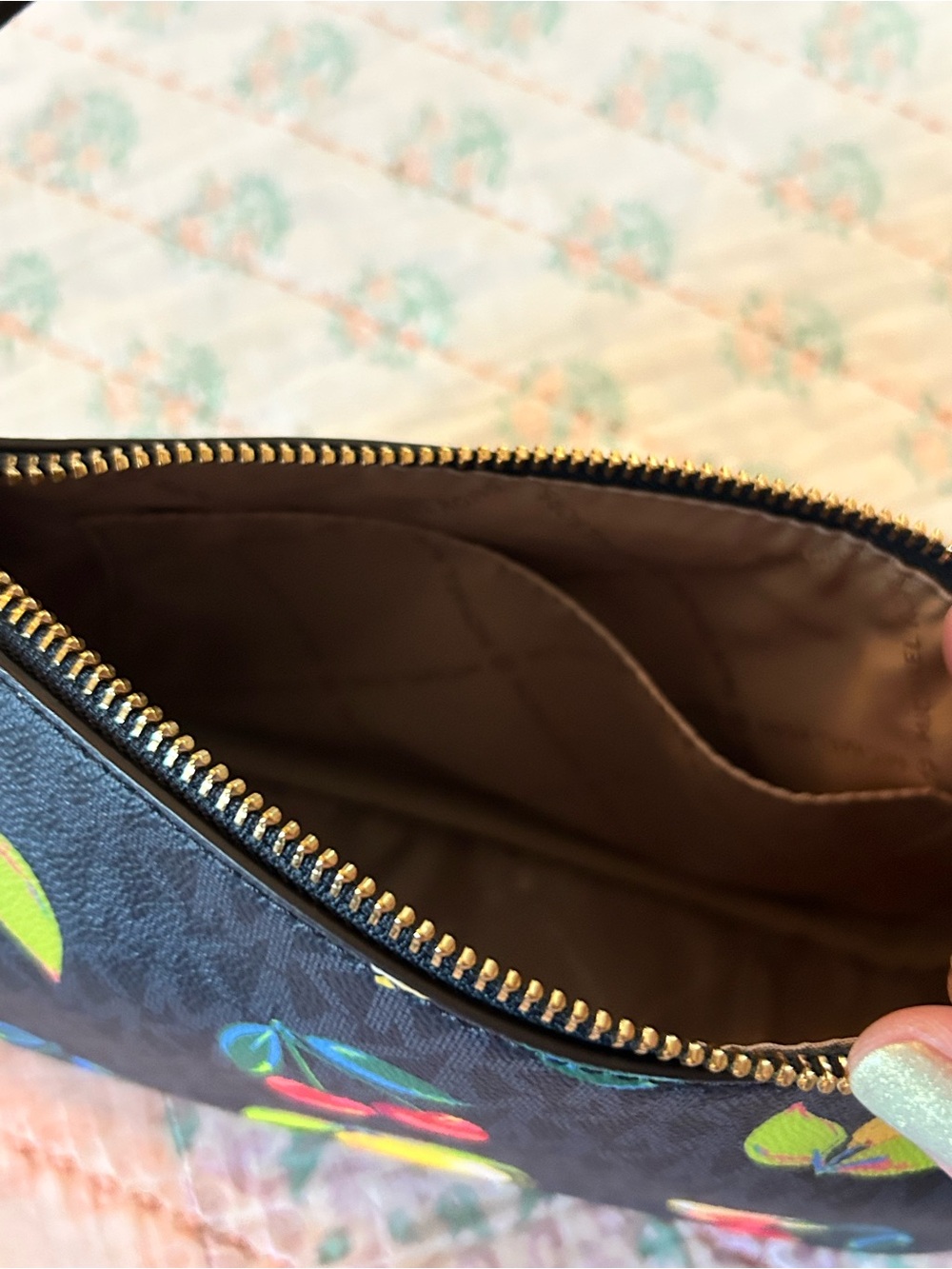 MICHAEL KORS Jet Set Fruit Print MK Logo Medium Pouchette In ADMIRAL BLUE NWT - Picture 12 of 13